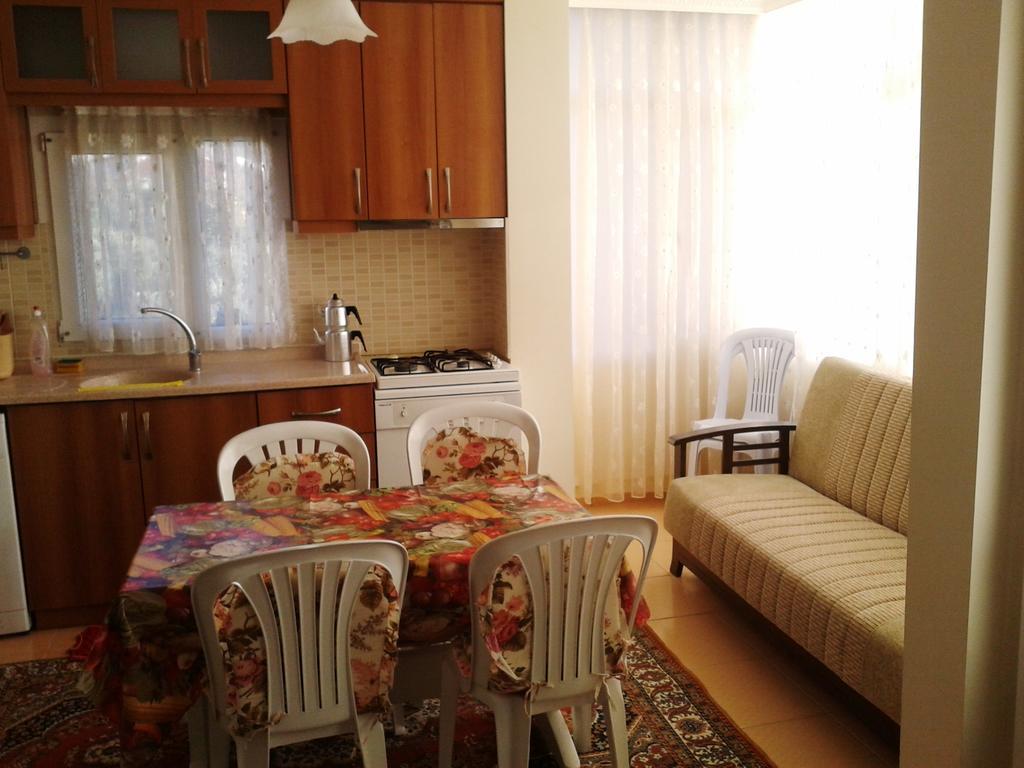 Zeus Apart Pansiyon Guzelcamlı Esterno foto