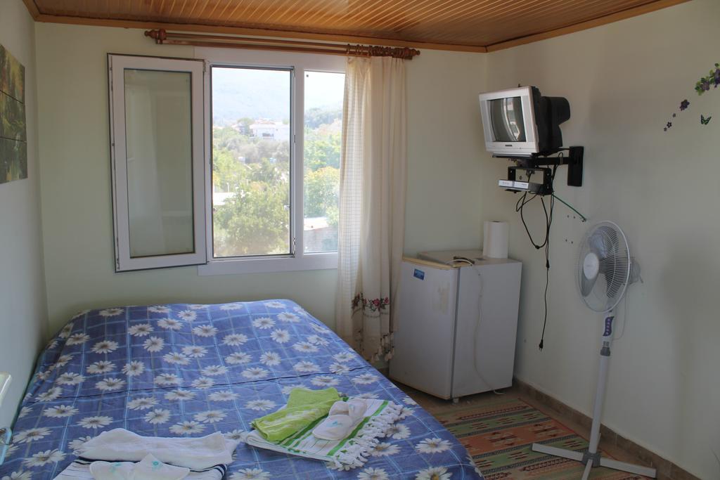 Zeus Apart Pansiyon Guzelcamlı Esterno foto